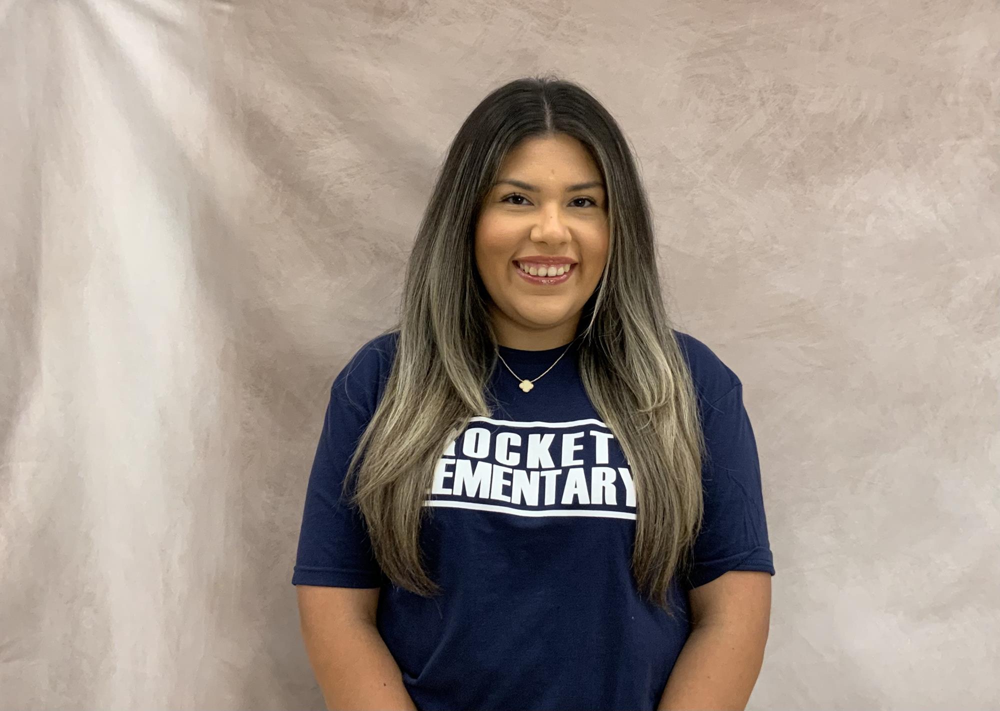 Nataly Botello, Office Aide