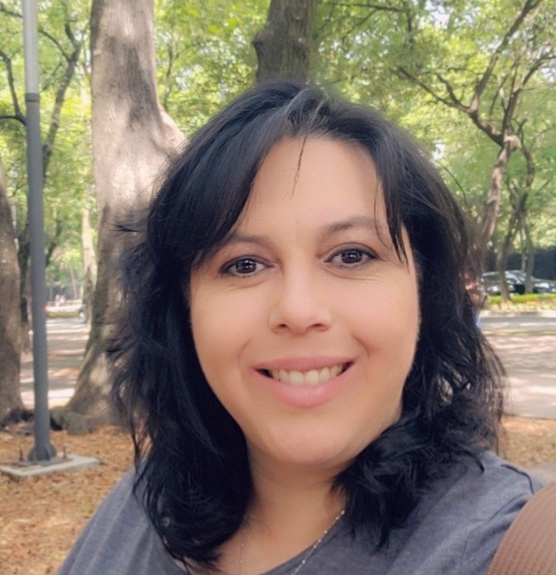 Ms. Loredo, cheer coach